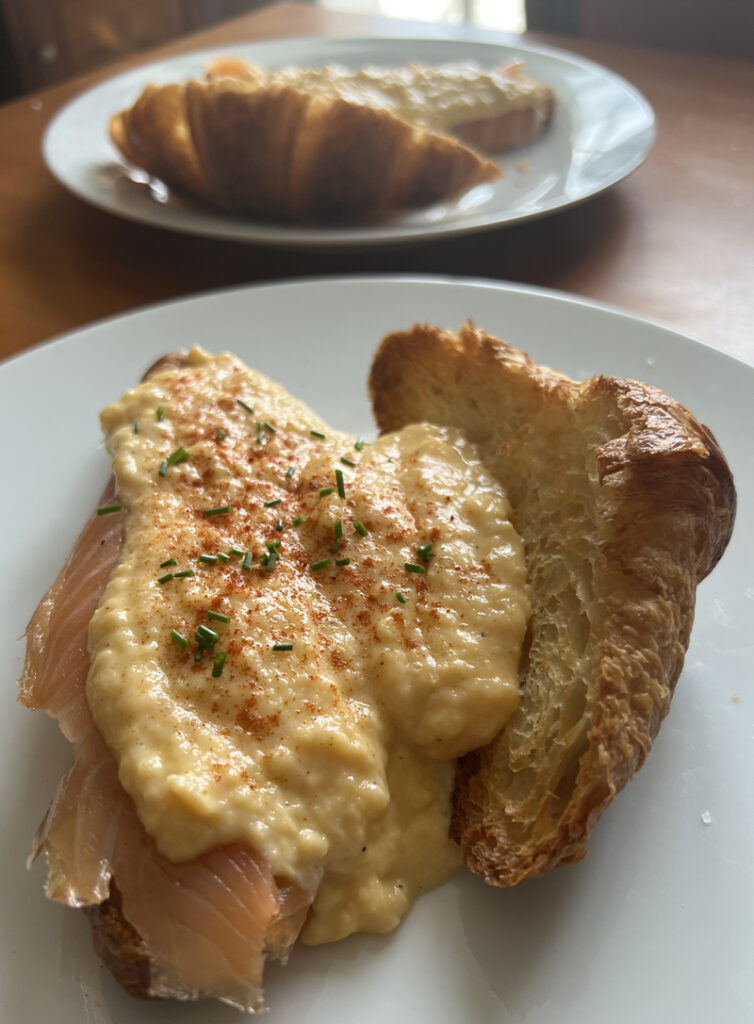 Les oeufs brouillés de Gordon ramsay (scramble eggs)