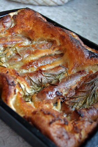 Toad-in-the-hole (crapaud dans le trou recette anglaise)