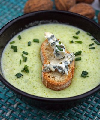 Broccoli and Stilton Soup (soupe de brocoli et Stilton)