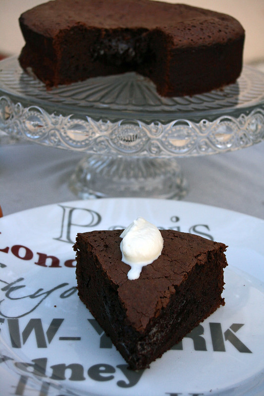 Dark Chocolate Cake (gâteau au chocolat)