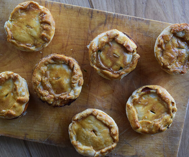 Fidget pies (petits pâtés traditionnels anglais)