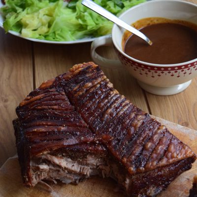 Crackling pork belly (poitrine de porc croustillante anglaise)