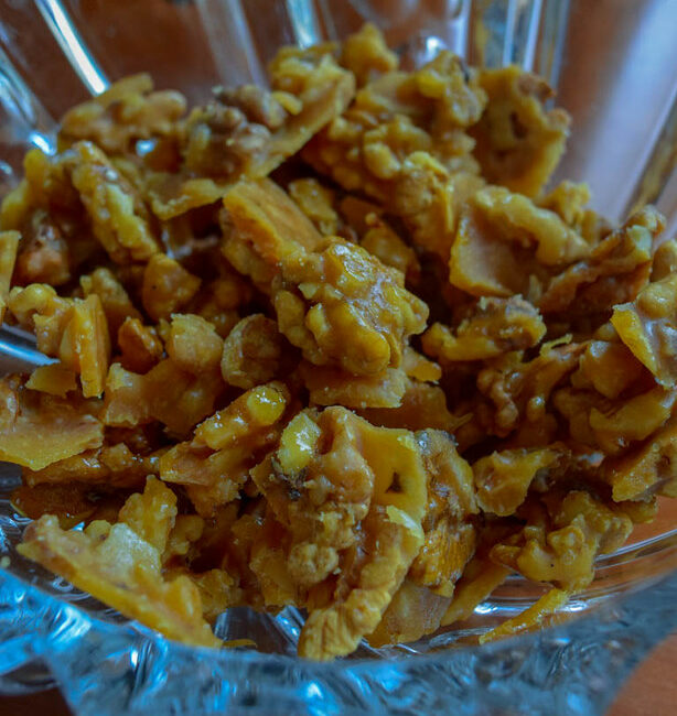 Cerneaux de noix caramélisés (recette facile des Candied walnuts)