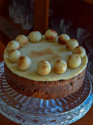 Simnel cake (Cake aux fruits secs britannique de Pâques)