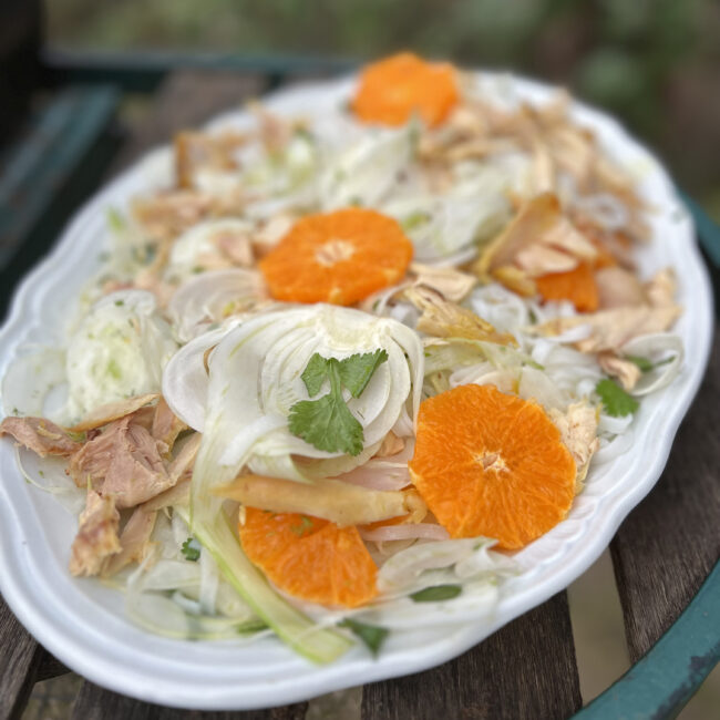 Salade aux restes de poulet, fenouil et clémentine