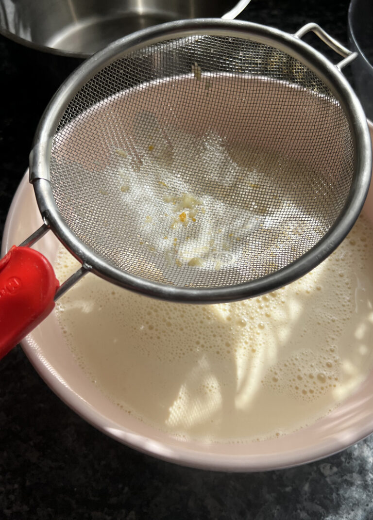 Tout savoir du la custard sauce (crème anglaise)