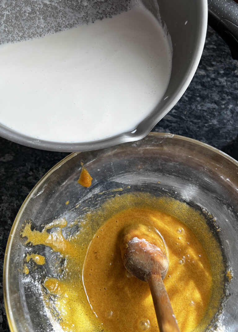 Tout savoir du la custard sauce (crème anglaise)