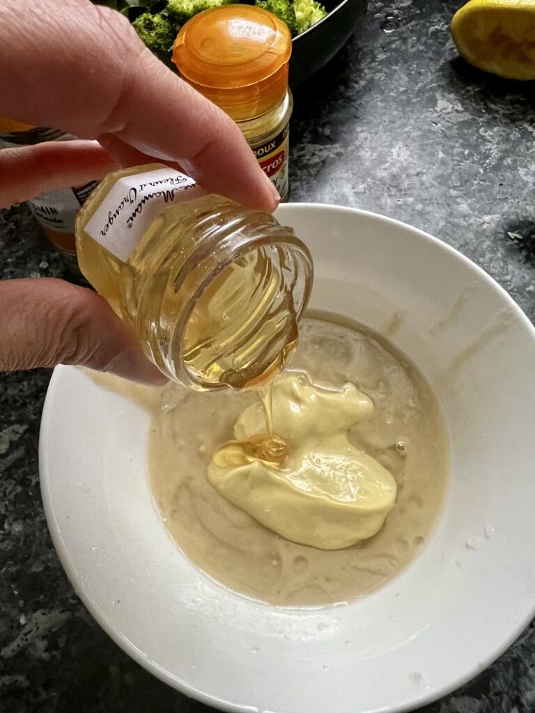 Vinaigrette de tahini au miel