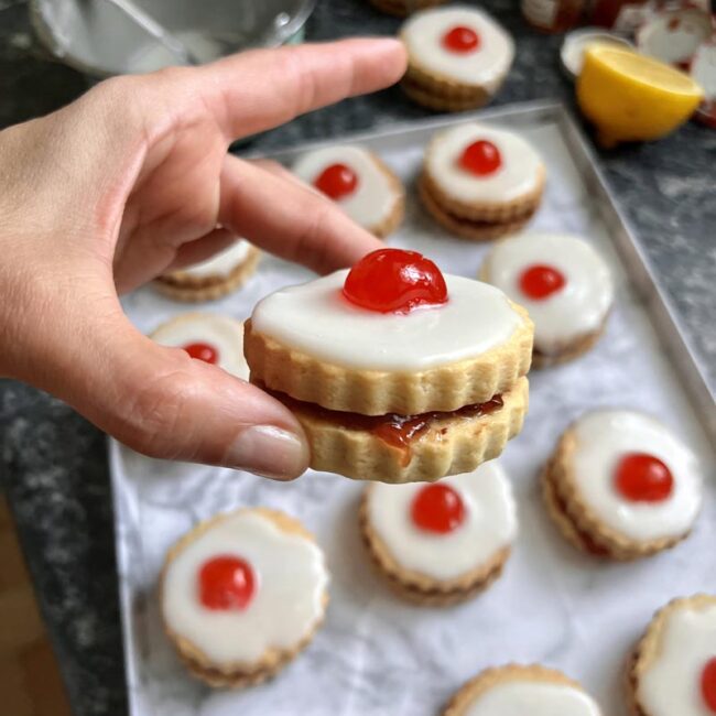 Empire Biscuits (biscuits écossais)