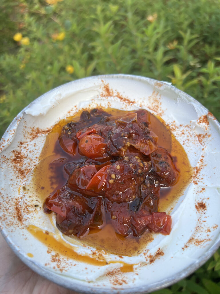 Labneh aux tomates confites d’Ottolenghi