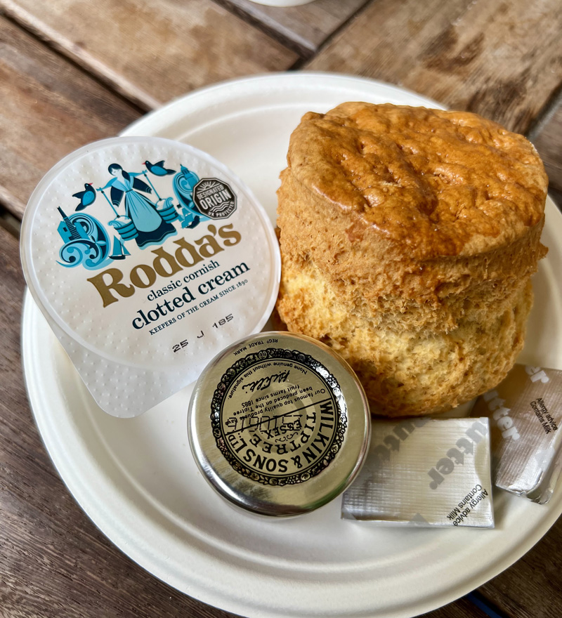 Les scones anglais et le cream tea