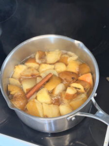 Apple Jelly (gelée de pommes)