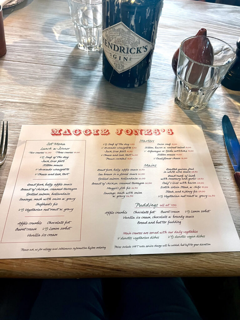 Maggie Jones’s, Restaurant de cuisine anglaise à Londres