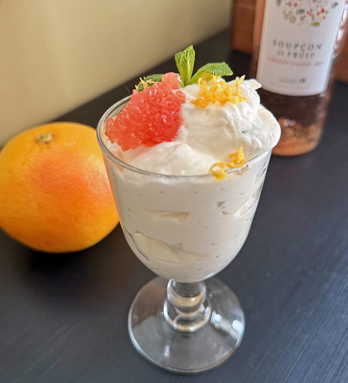 Syllabub au pamplemousse et à la menthe