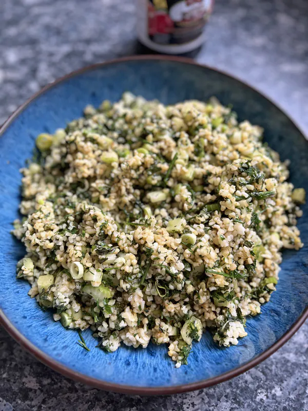 Taboubé vert à la mélasse de grenade d’Ottolenghi