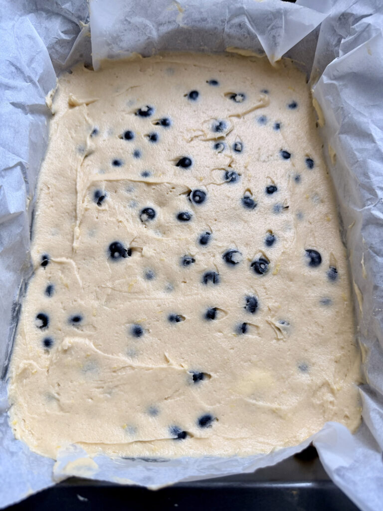 Carrés aux myrtilles et au citron